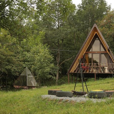 Glamping Wolf Mount Margahovit Exterior foto