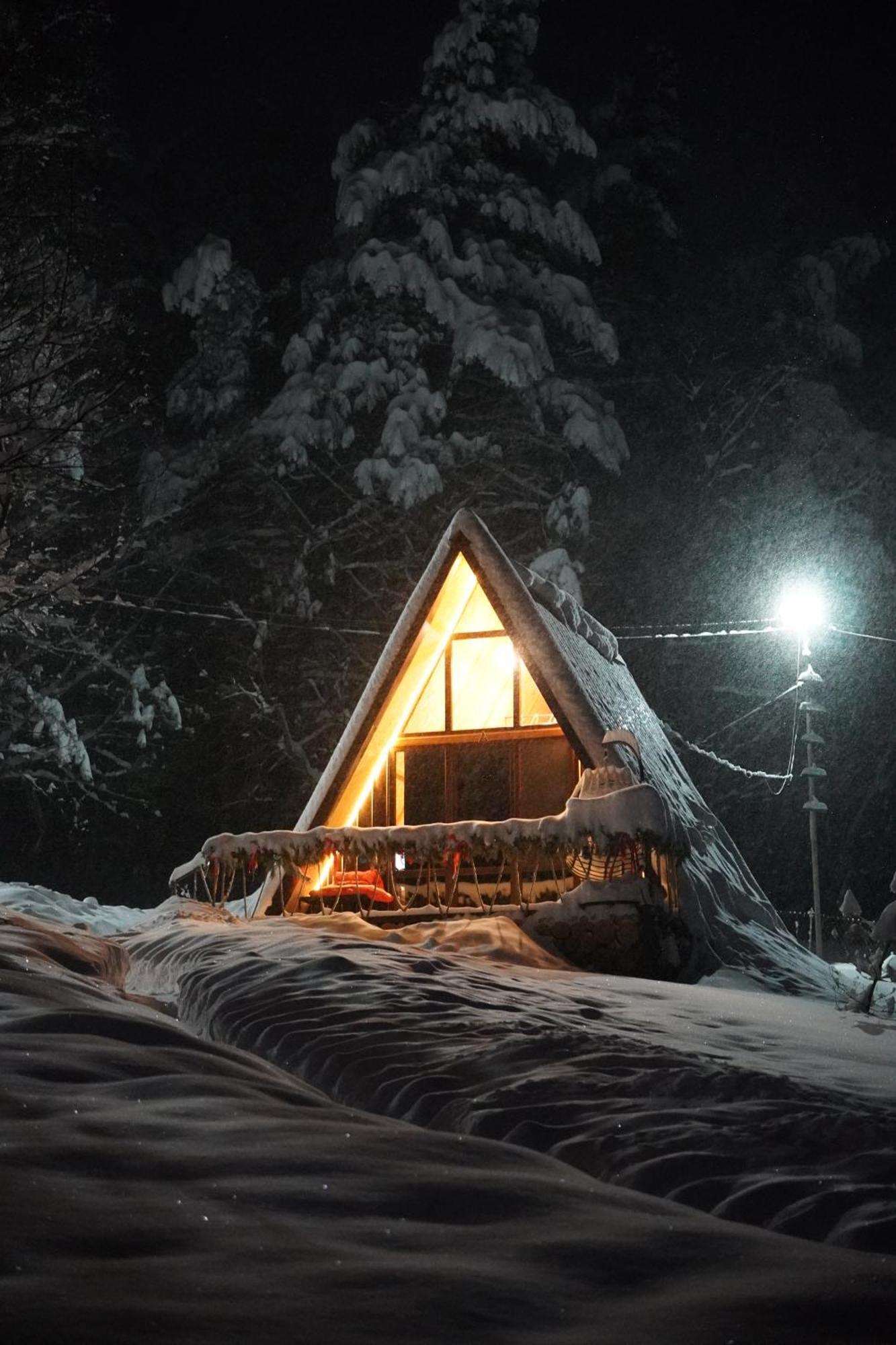 Glamping Wolf Mount Margahovit Exterior foto